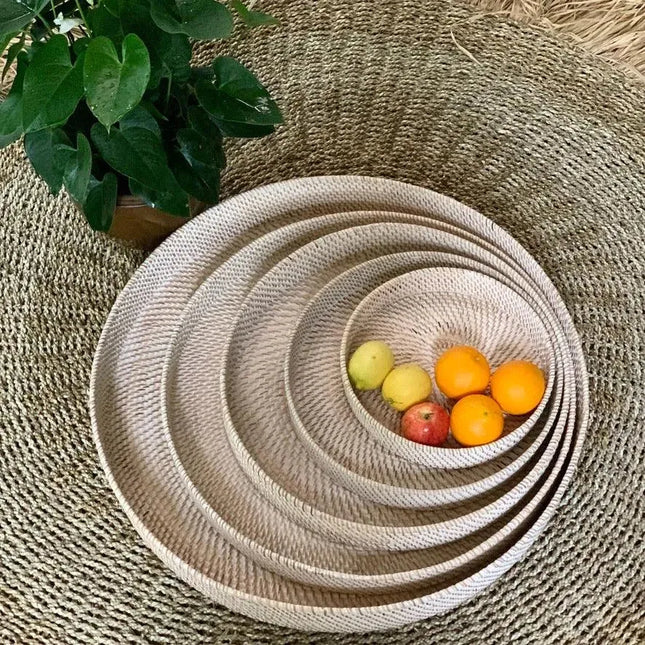 Wicker V Round Tray Whitewash - IrregularLines