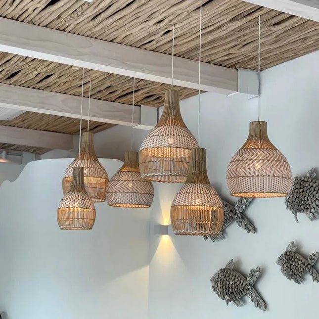 Effie Rattan Pendant Lamp L - IrregularLines