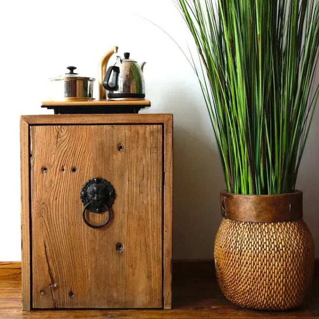 Rustic Tea Cabinet Thias - IrregularLines