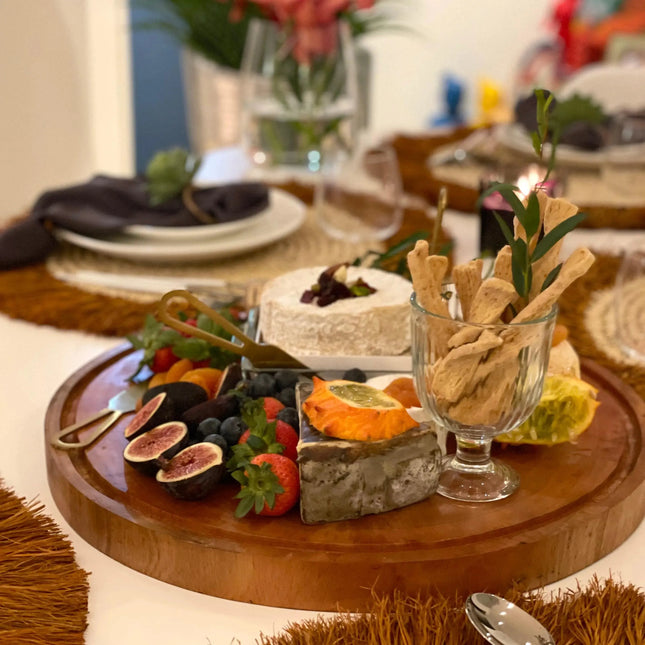 Round Wooden Board - IrregularLines