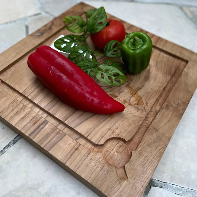 Square stake board - IrregularLines