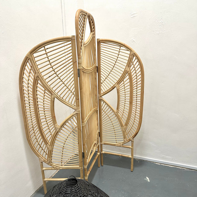 zoe rattan room divider
rattan paravan screen
boho room divider panel
woven rattan partition
natural privacy screen
folding room divider screen
home decor singapore
rattan divider furniture
tropical room partition
room divider singapore