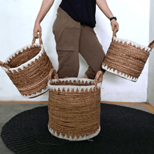 Load image into Gallery viewer, Kawung Basket with Handle - IrregularLines
