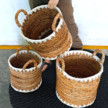 Load image into Gallery viewer, Kawung Basket with Handle - IrregularLines
