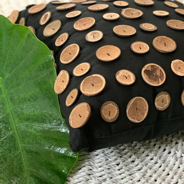 Jolie Cushions - IrregularLines