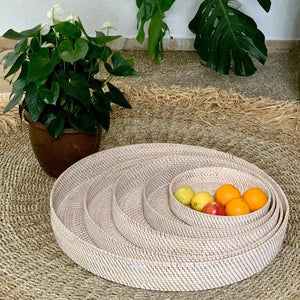 Wicker V Round Tray Whitewash - IrregularLines