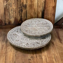 Load image into Gallery viewer, Timor round decor plate Bl - IrregularLines
