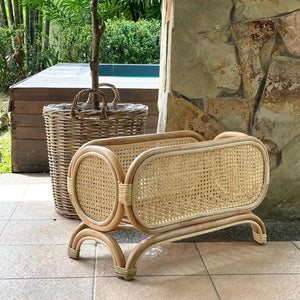 Magazine & Flower Stand Malibu - IrregularLines
