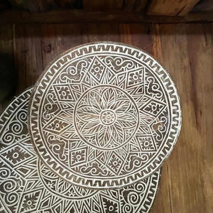 Timor round decor plate Bl - IrregularLines