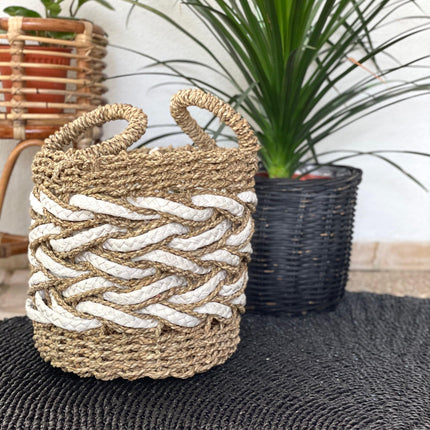 Cross kn basket white - IrregularLines